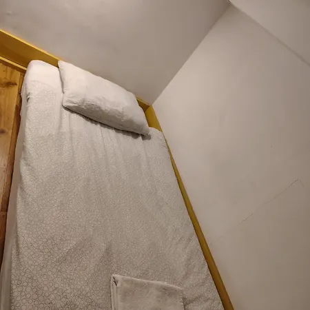 And Of Guest house *